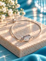 Robins Whisper Bracelet